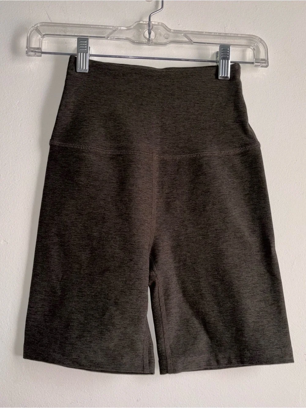 Beyond Yoga High-Rise Bike Shorts in Dark Green Charcoal